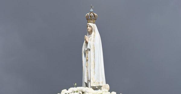 Las tres profecías secretas de la Virgen de Fátima -0