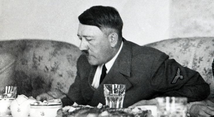 La historia de la sobreviviente que probaba los platos de Hitler para evitar envenenamientos-0